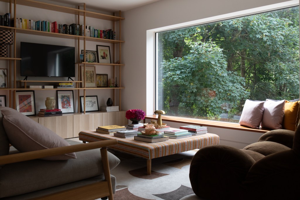 Ladywood Mead, Roundhay, Leeds. Living Room