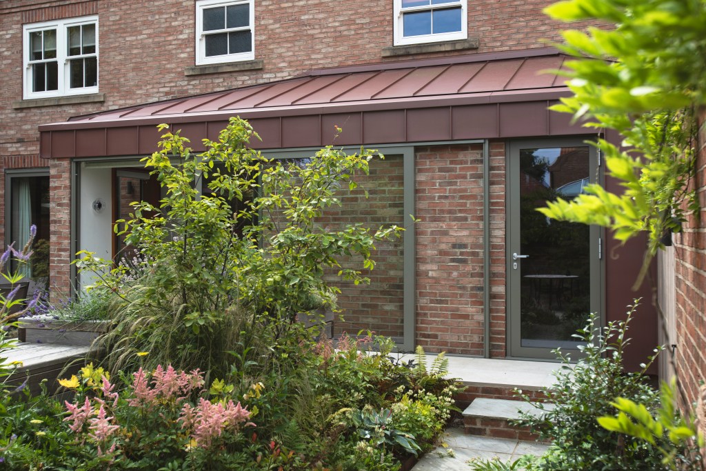 5 Church Lane, York. Contemporary rear extension & garden folly. View of rear extension.